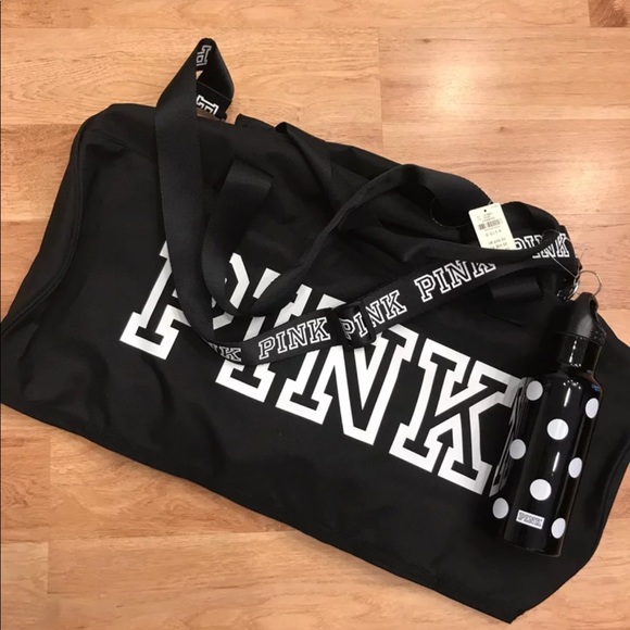 🦄LAST ONE🦄 New! 🌟 VS PINK DUFFLE & WATER BOTTLE - Picture 3 of 3